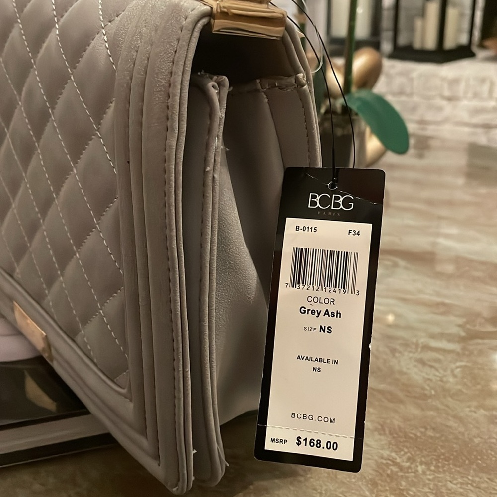Shoulder Bag - Picture 4 of 6